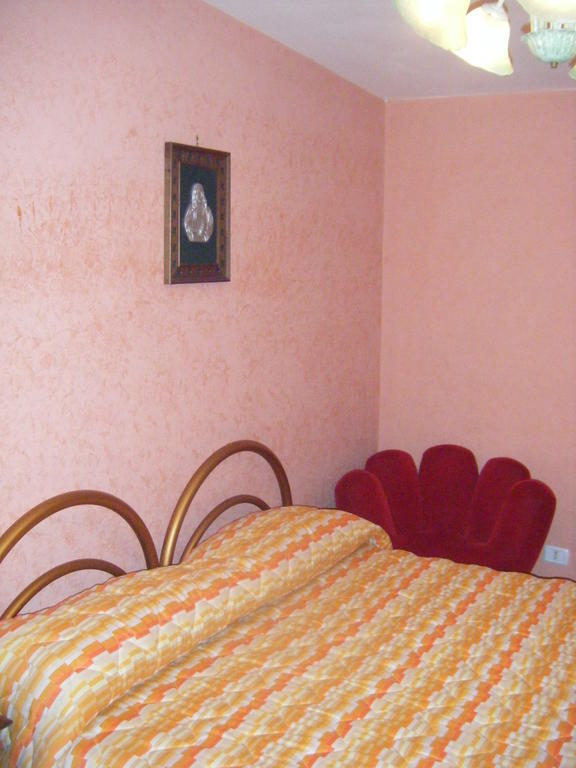 Villa Robinia Massafra Bilik gambar